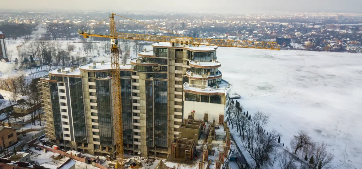 Почему выгодно утеплить дом «поверх» старого