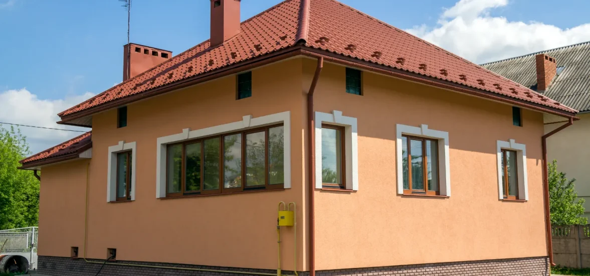 Что учитывать при строительстве дома рядом с лесом