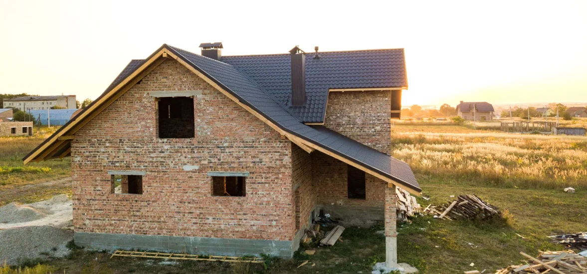 Что учитывать при строительстве на склоне